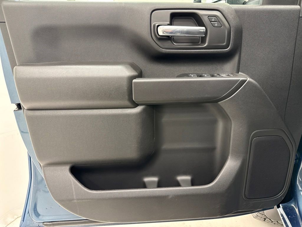 New 2026 Chevrolet Silverado 2500 Custom w/ Custom Convenience Package image 16