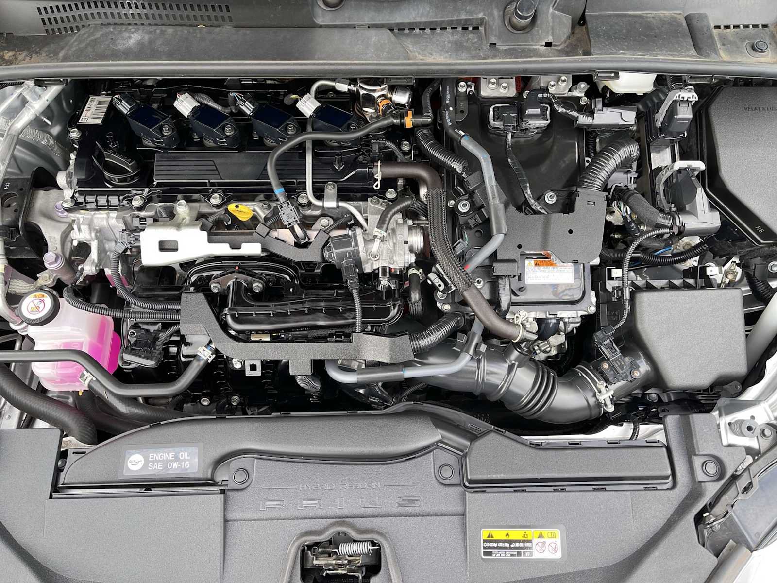 Used 2023 Toyota Prius XLE AWD/4WD image 17