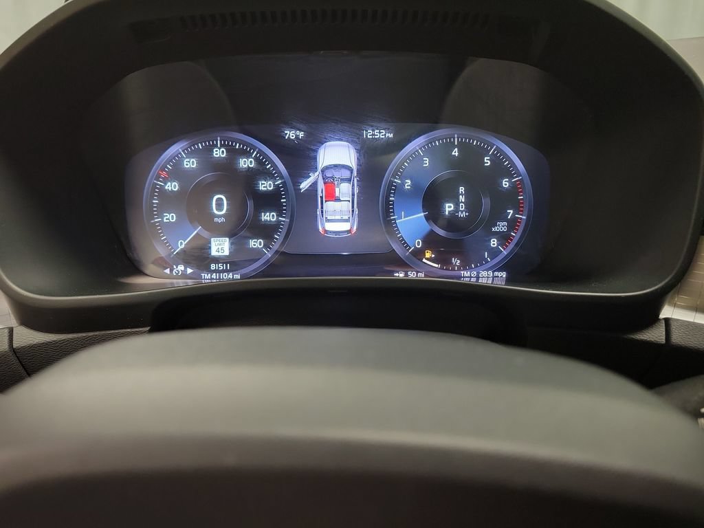 Used 2019 Volvo XC40 T5 Momentum AWD/4WD image 27