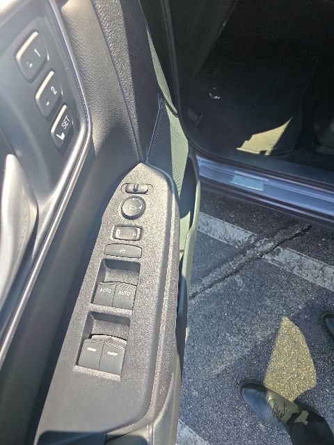 Used 2021 Honda CR-V Touring image 17