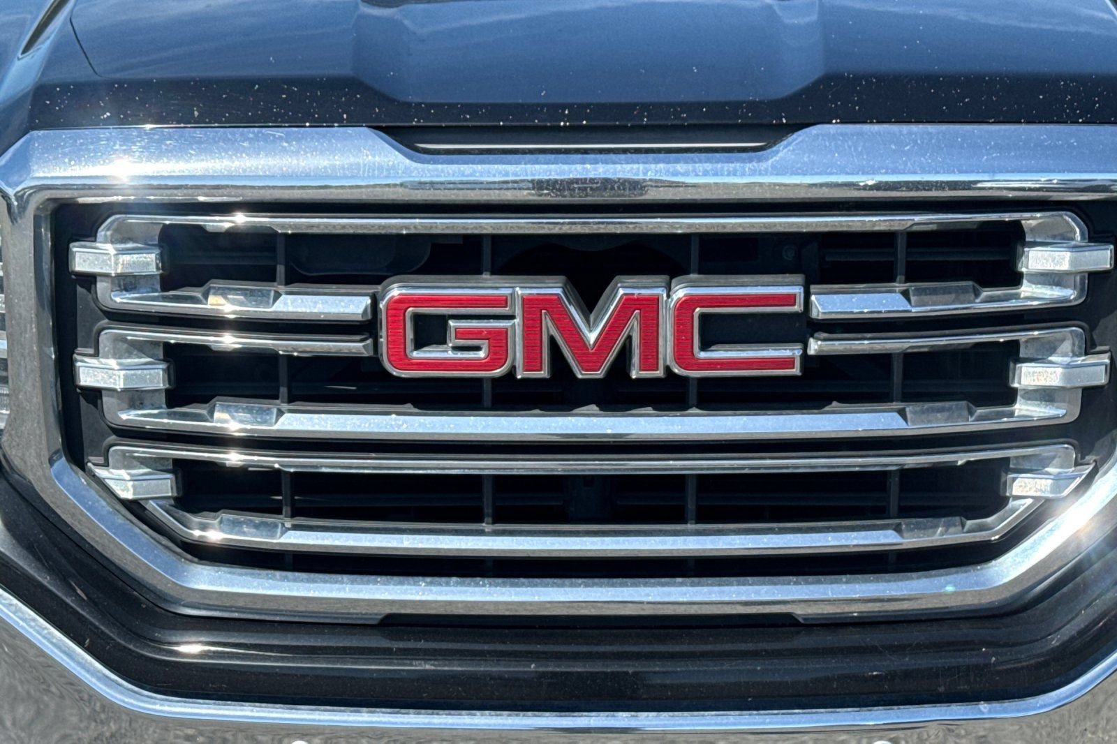 Used 2018 GMC Sierra 1500 SLT AWD/4WD image 44