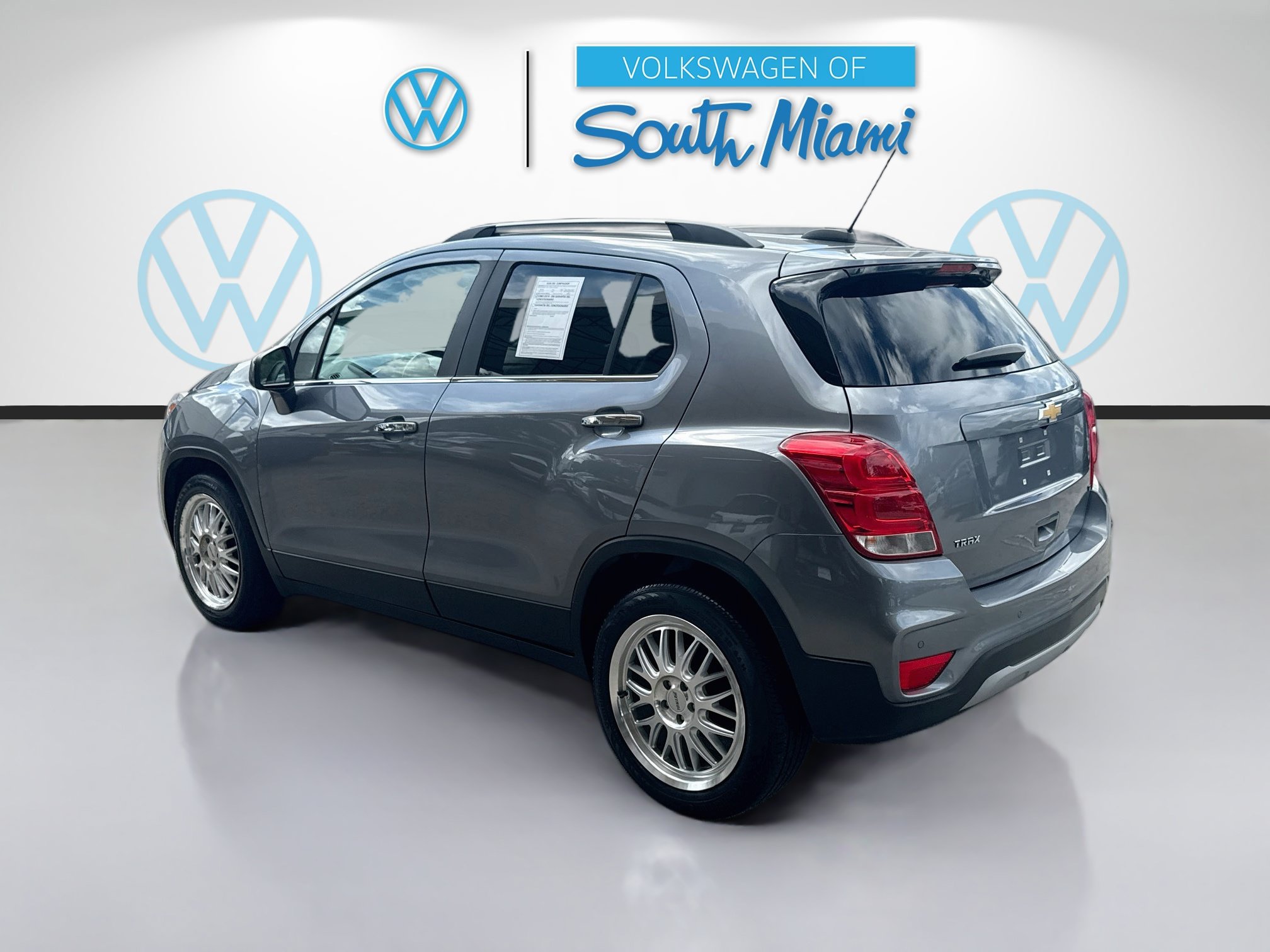 Used 2020 Chevrolet Trax LT w/ Driver Confidence Package FWD image 5