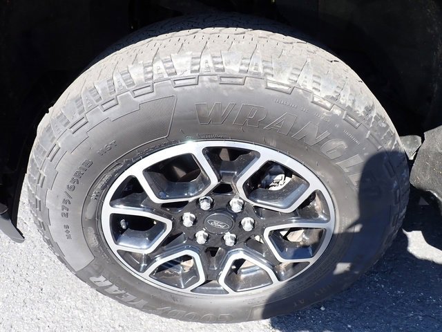 Certified 2022 Ford F150 XLT w/ Equipment Group 302A High image 12