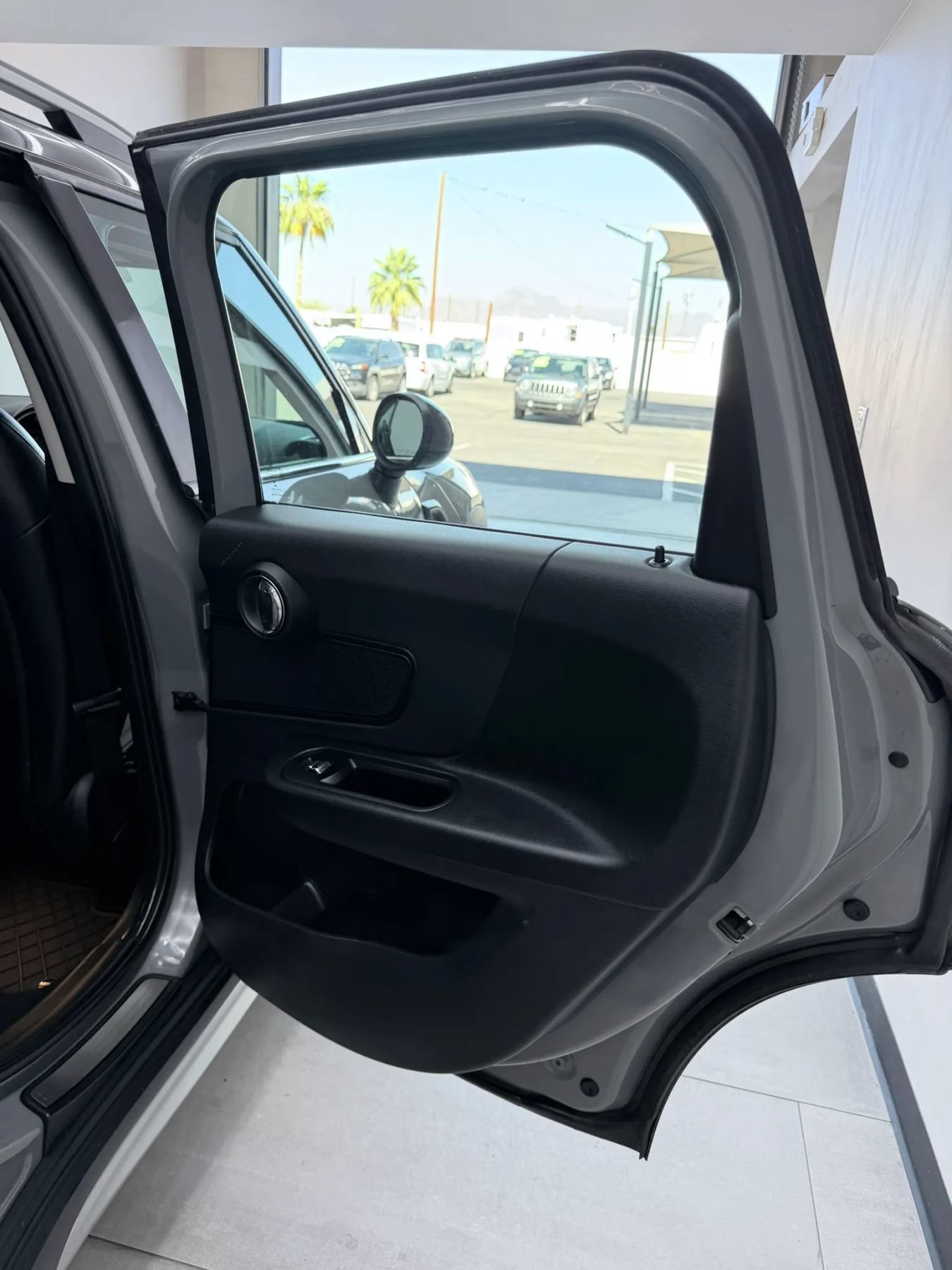 Used 2018 MINI Cooper Countryman FWD image 10