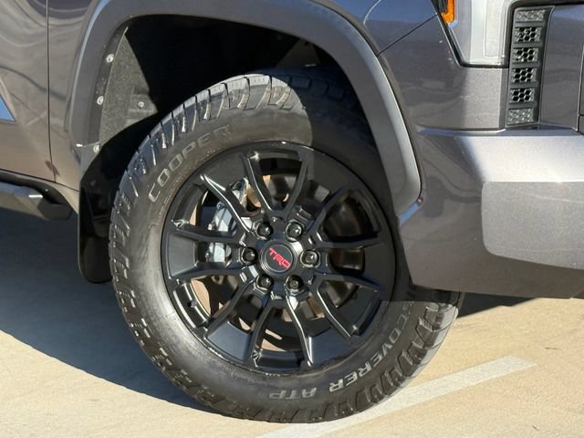 Used 2022 Toyota Tundra SR5 AWD/4WD image 2