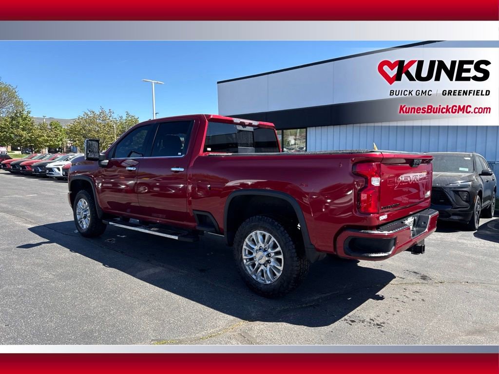 Used 2020 Chevrolet Silverado 2500 High Country w/ Technology Package AWD/4WD image 9