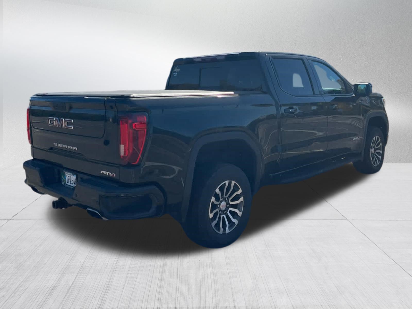 Used 2021 GMC Sierra 1500 AT4 w/ AT4 Premium Package AWD/4WD image 6