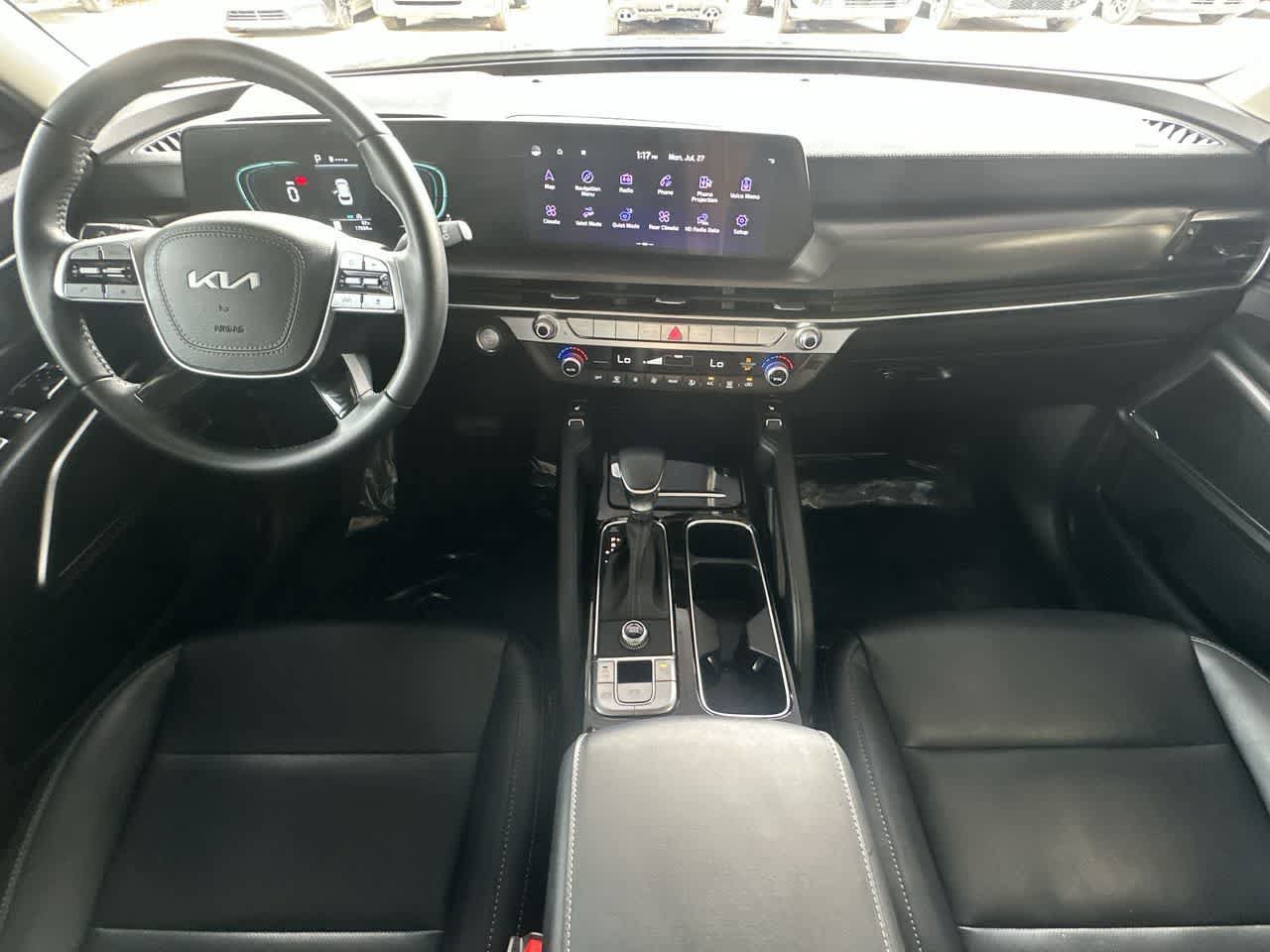 Used 2025 Kia Telluride S FWD image 24