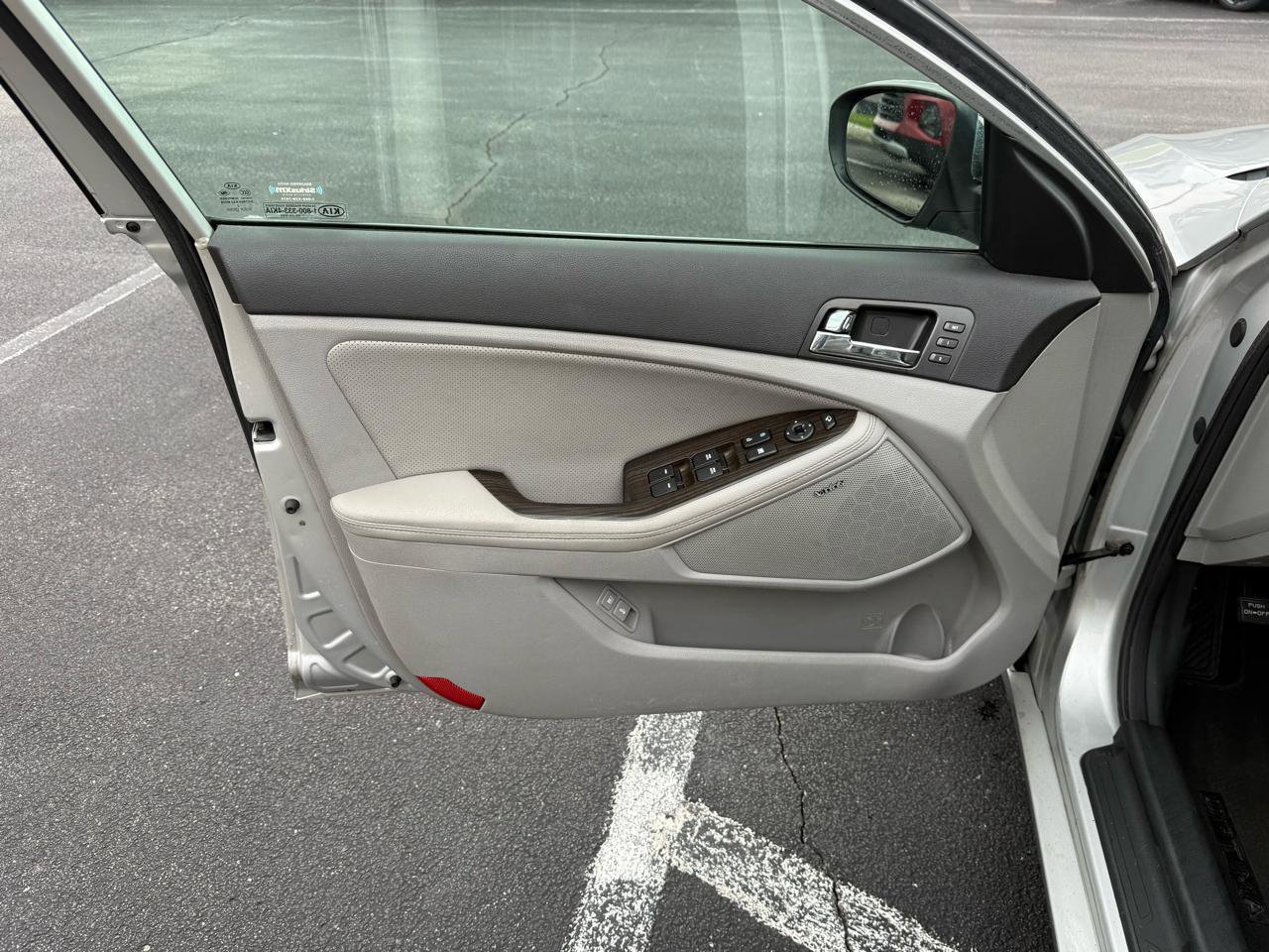 Used 2013 Kia Optima EX w/ Premium Pkg FWD image 8
