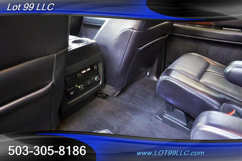 Used 2017 Lincoln Navigator Select AWD/4WD image 16