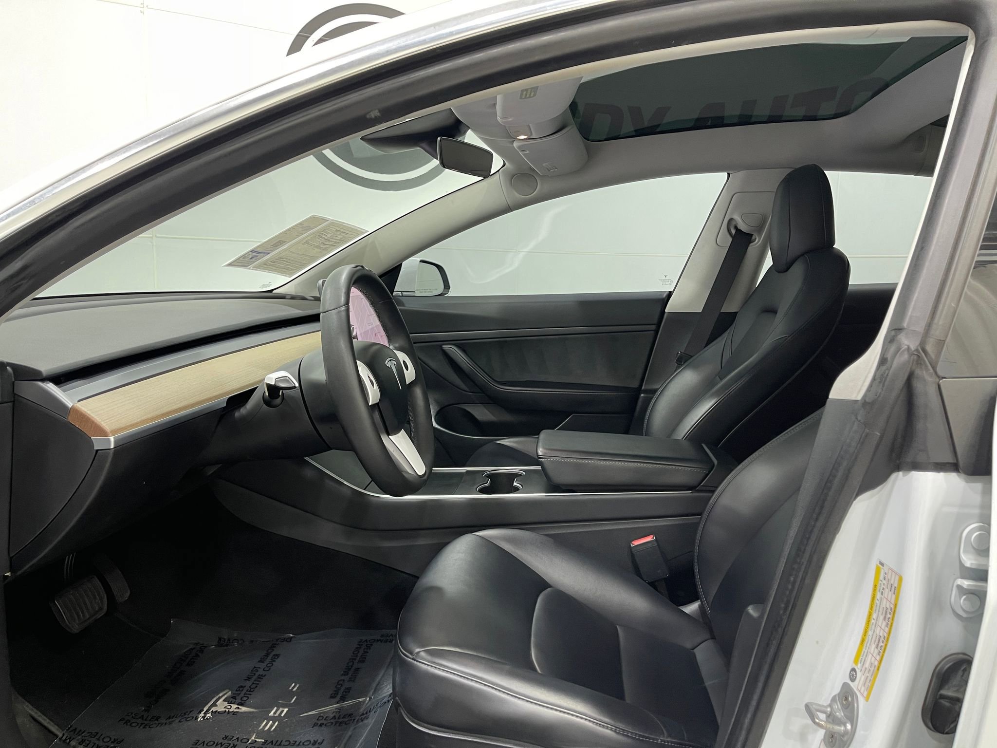 Used 2020 Tesla Model 3 image 13