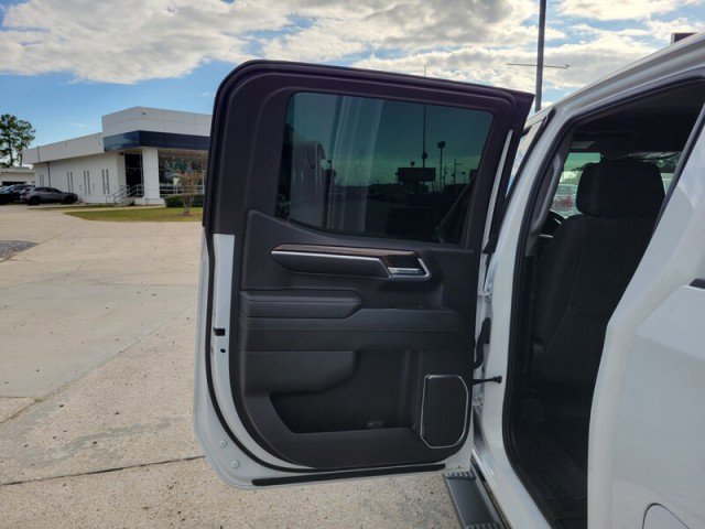 Used 2024 GMC Sierra 1500 Elevation image 29
