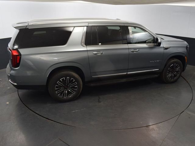 Used 2025 GMC Yukon XL Elevation image 40