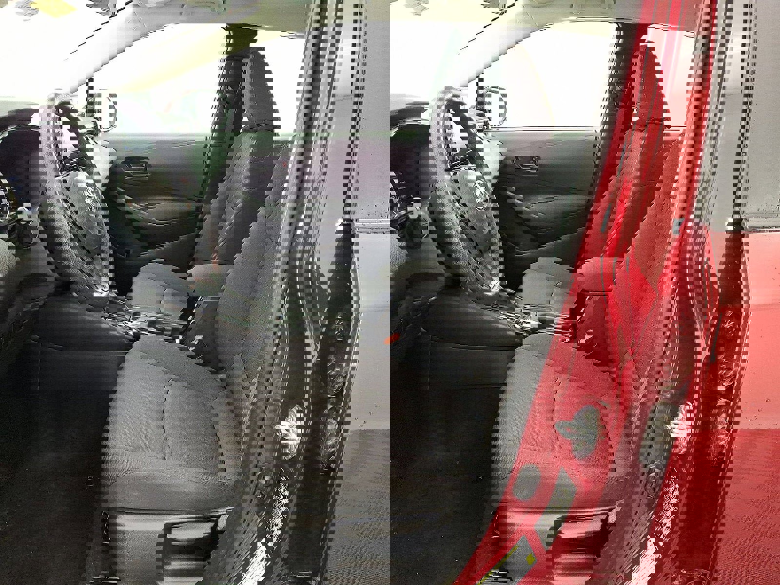 Used 2022 Toyota Corolla LE image 11