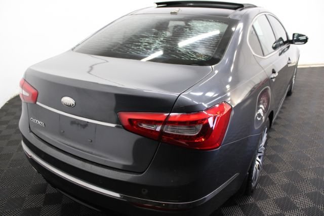 Used 2014 Kia Cadenza Premium w/ Luxury Package FWD image 8