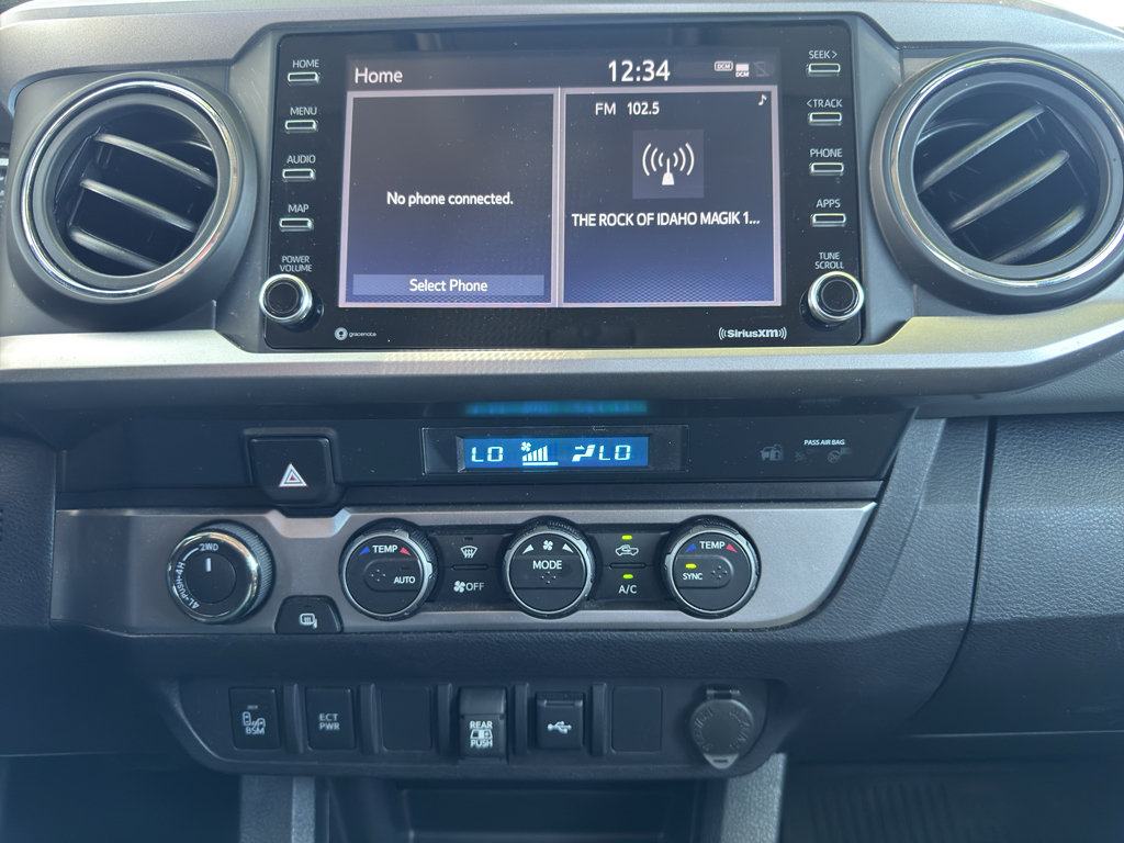 Certified 2022 Toyota Tacoma SR5 w/ Technology Package AWD/4WD image 15
