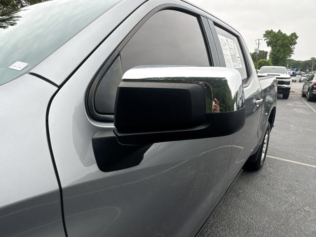 Used 2020 Chevrolet Silverado 1500 LT w/ All-Star Edition RWD image 11