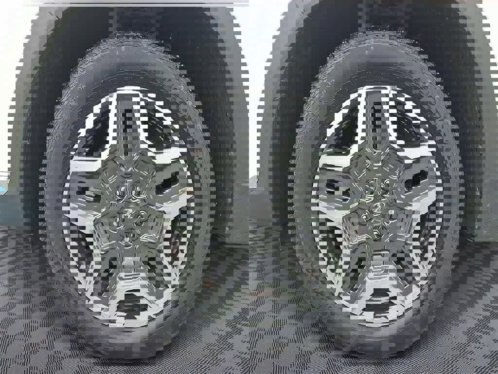 Used 2023 Hyundai Santa Fe SEL Premium image 8