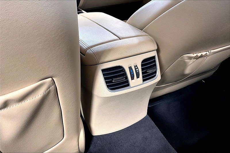 Used 2020 Genesis G80 3.8 RWD image 20