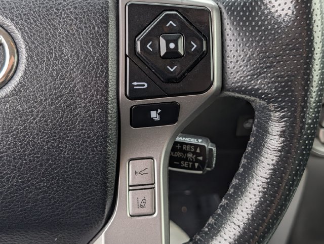 Used 2024 Toyota 4Runner SR5 Premium AWD/4WD image 21
