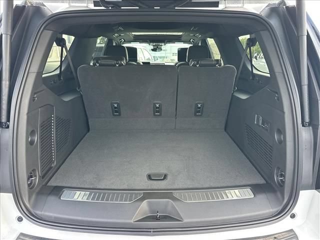 New 2026 GMC Yukon XL AT4 Ultimate AWD/4WD image 11