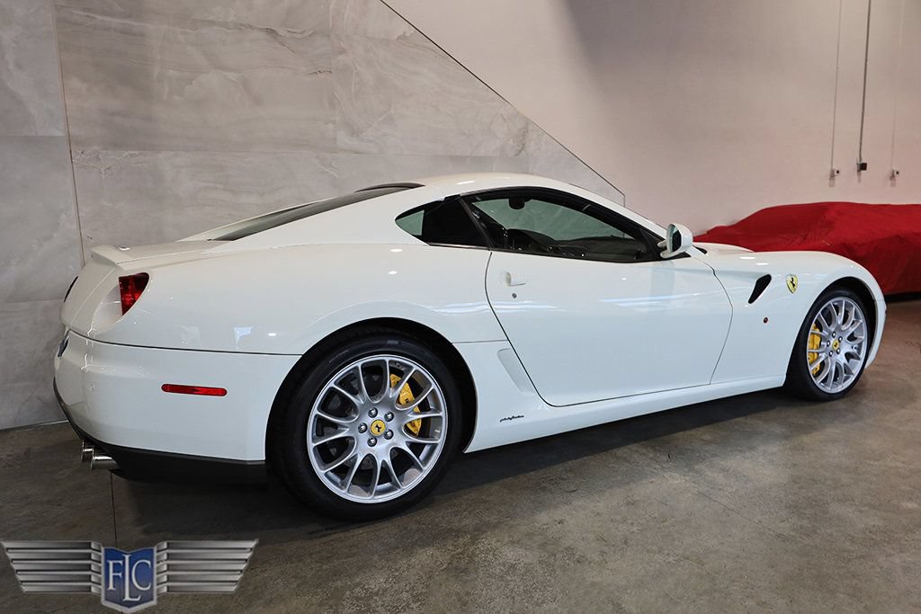 Used 2011 Ferrari 599 GTB Fiorano RWD image 6