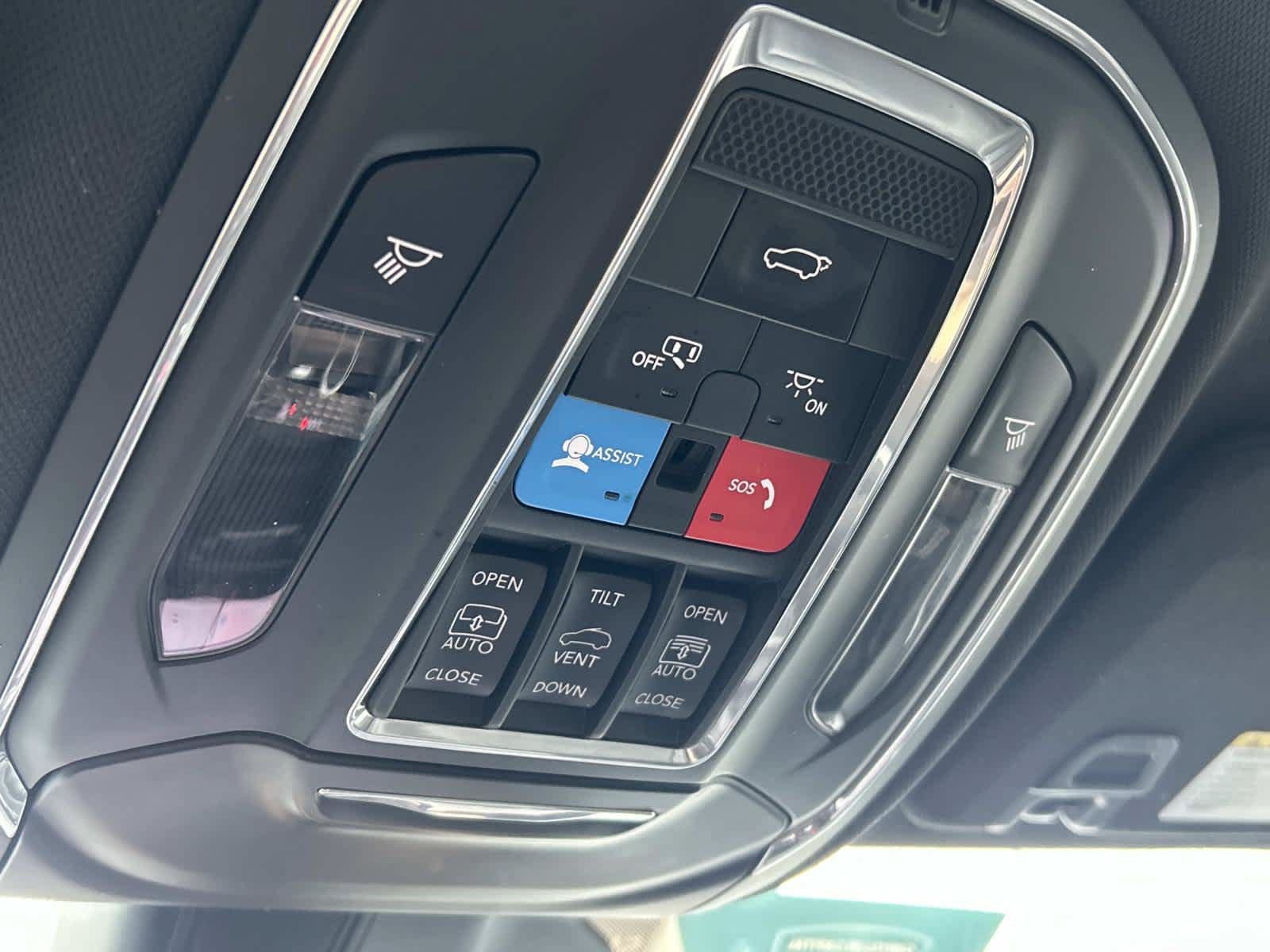Certified 2024 Jeep Grand Cherokee Limited AWD/4WD image 33