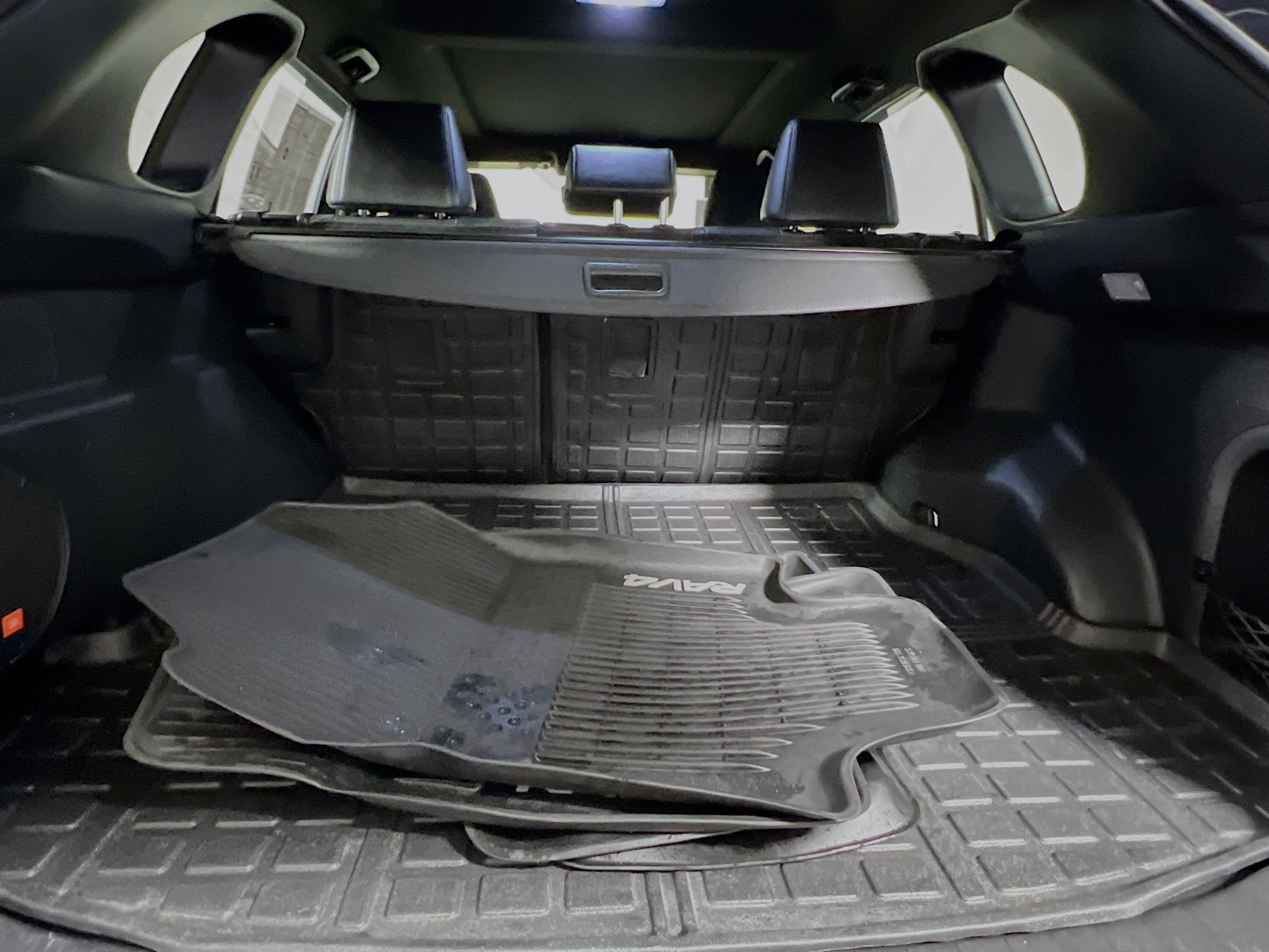 Used 2019 Toyota RAV4 XSE image 34