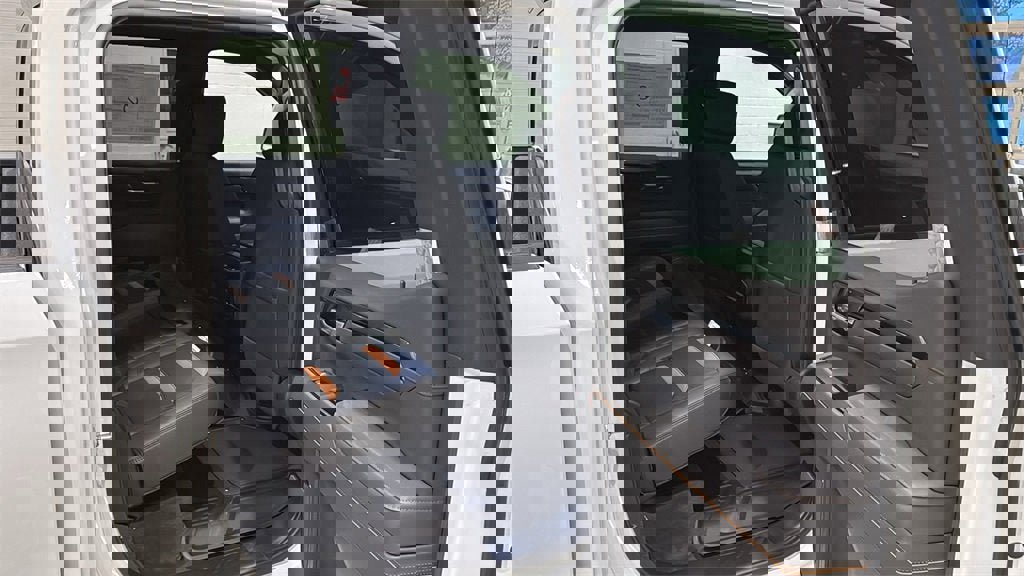 New 2026 GMC Sierra 1500 AT4 w/ AT4 Premium Package image 14