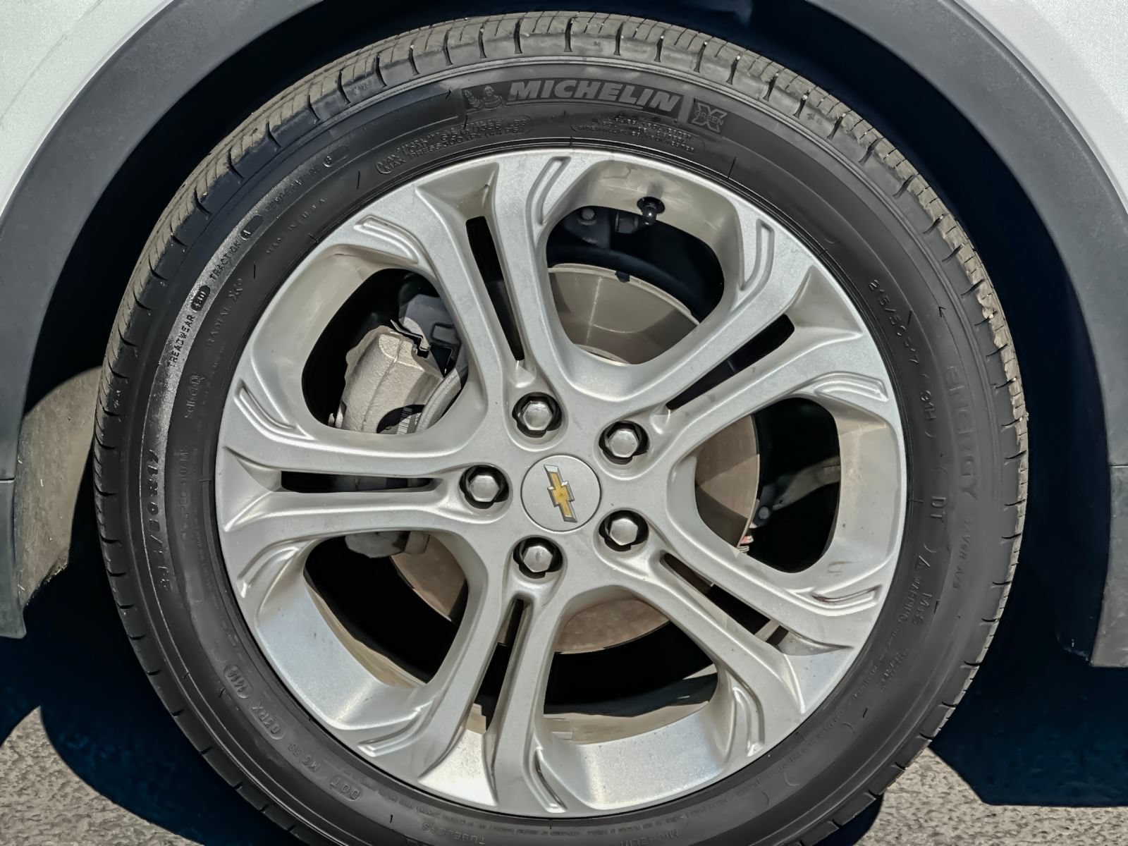 Used 2019 Chevrolet Bolt LT FWD image 25