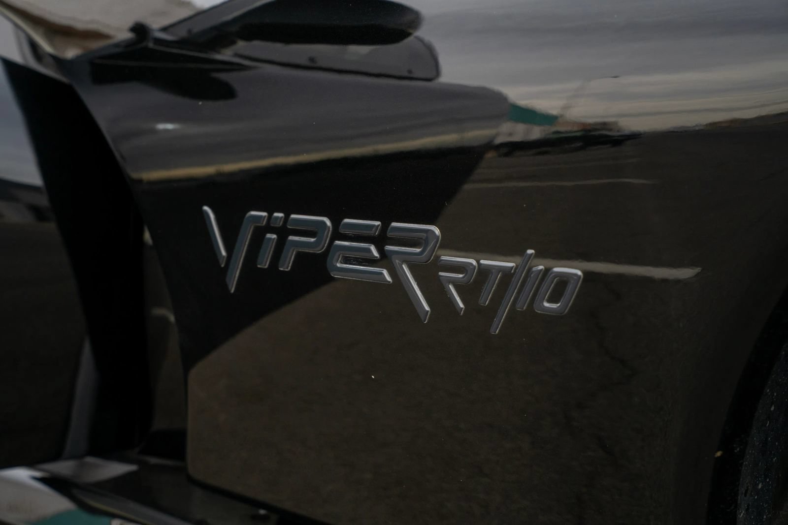 Used 1994 Dodge Viper RT/10 RWD image 19