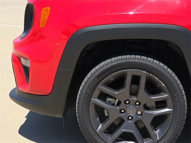 Used 2022 Jeep Renegade Latitude w/ Convenience Group image 5