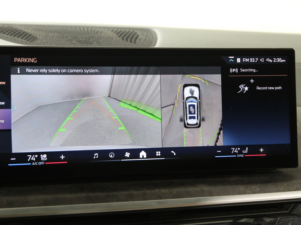 Certified 2024 BMW X7 xDrive40i w/ Executive Package image 13