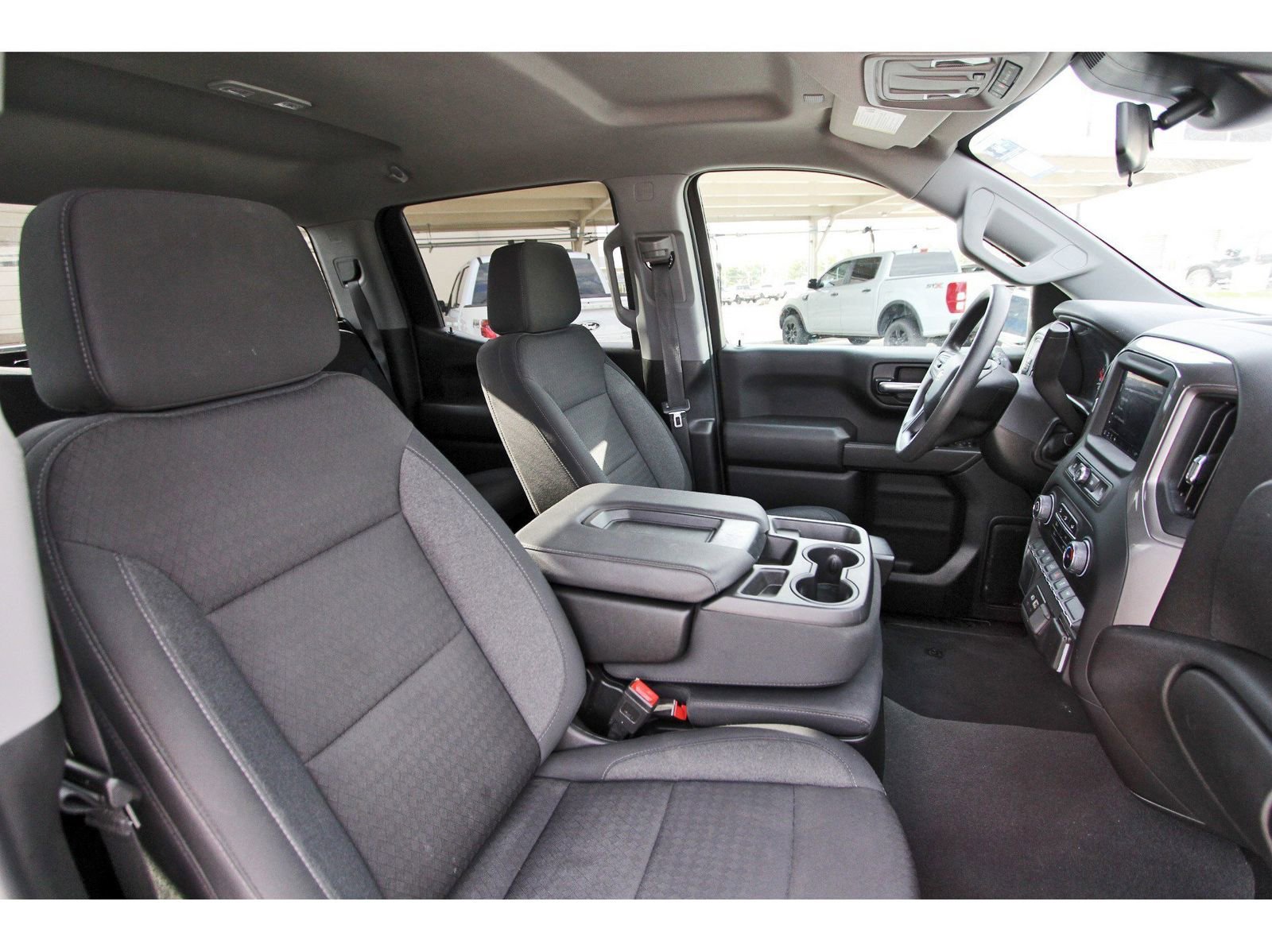Used 2024 Chevrolet Silverado 1500 Custom image 27