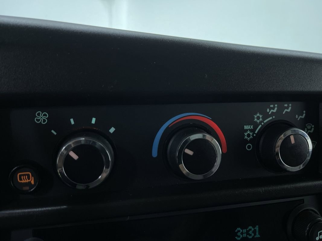 Used 2021 Chevrolet Express 2500 w/ Driver Convenience Package image 22