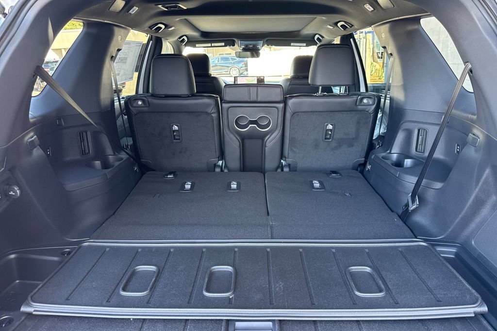 New 2026 Honda Pilot Black Edition image 18