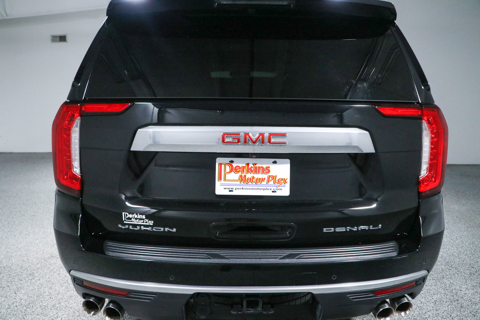 Used 2023 GMC Yukon Denali w/ Max Trailering Package AWD/4WD image 8