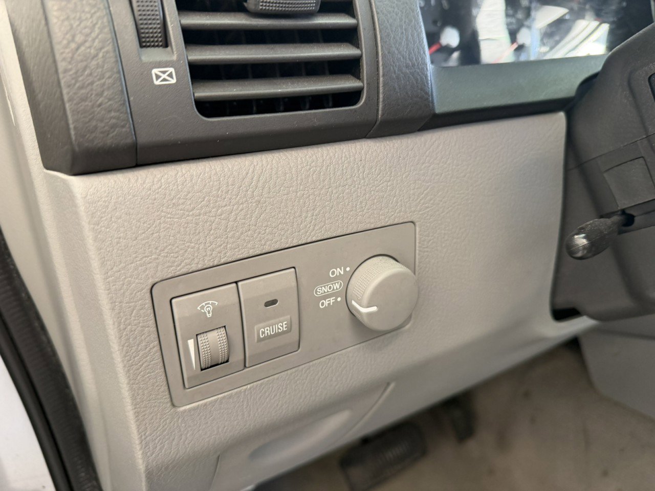 Used 2006 Kia Sorento LX image 14