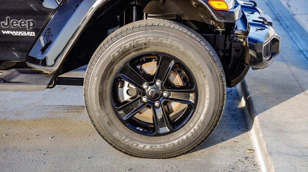 Used 2021 Jeep Wrangler Unlimited Sahara image 11