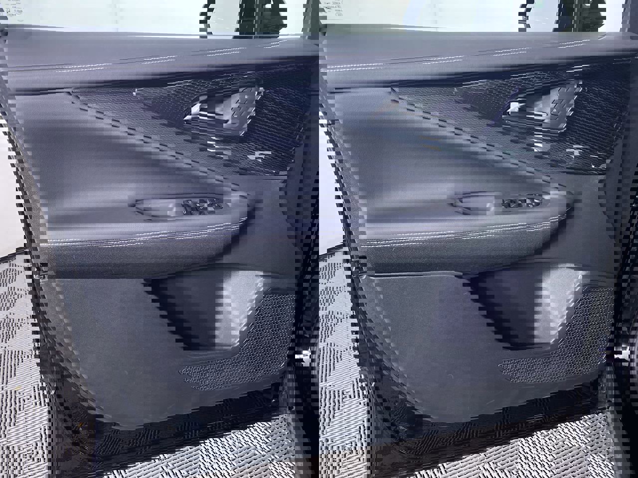 Certified 2026 Chevrolet Blazer EV LT w/ Midnight/Sport Edition image 11