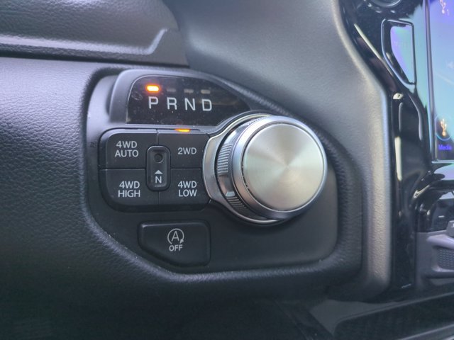 Used 2020 RAM 1500 Laramie AWD/4WD image 11