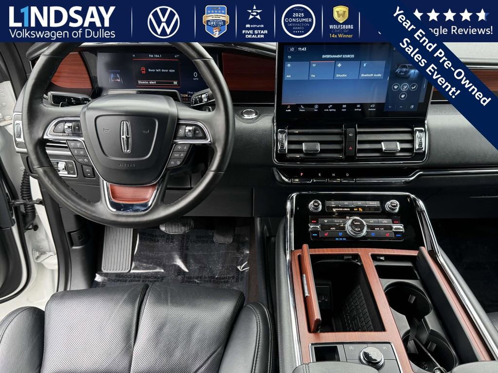 Used 2022 Lincoln Navigator Reserve image 10