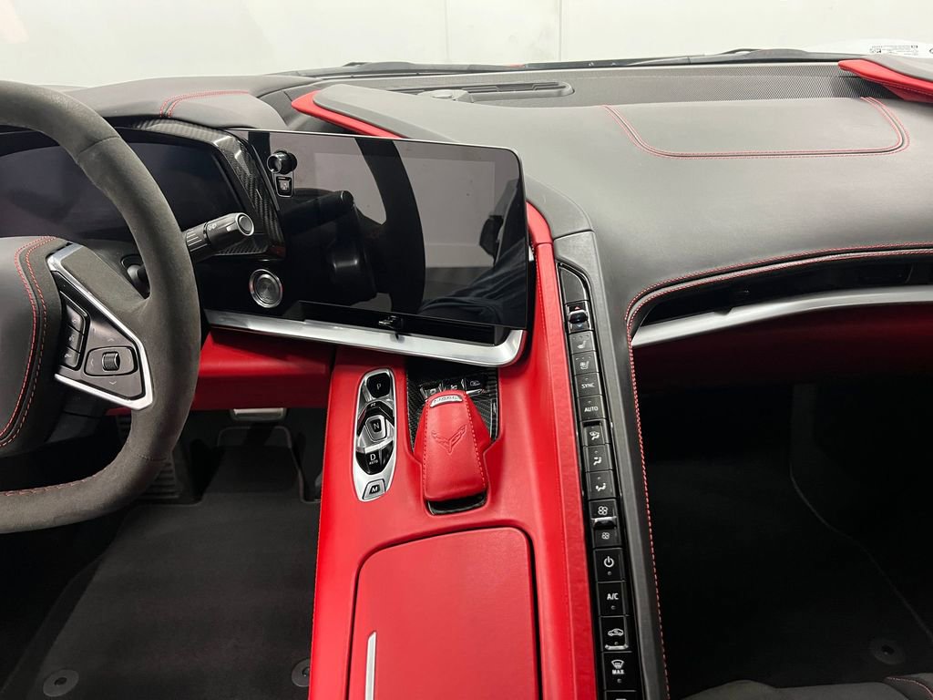 Used 2021 Chevrolet Corvette Stingray Premium Conv w/ Z51 Performance Package image 10