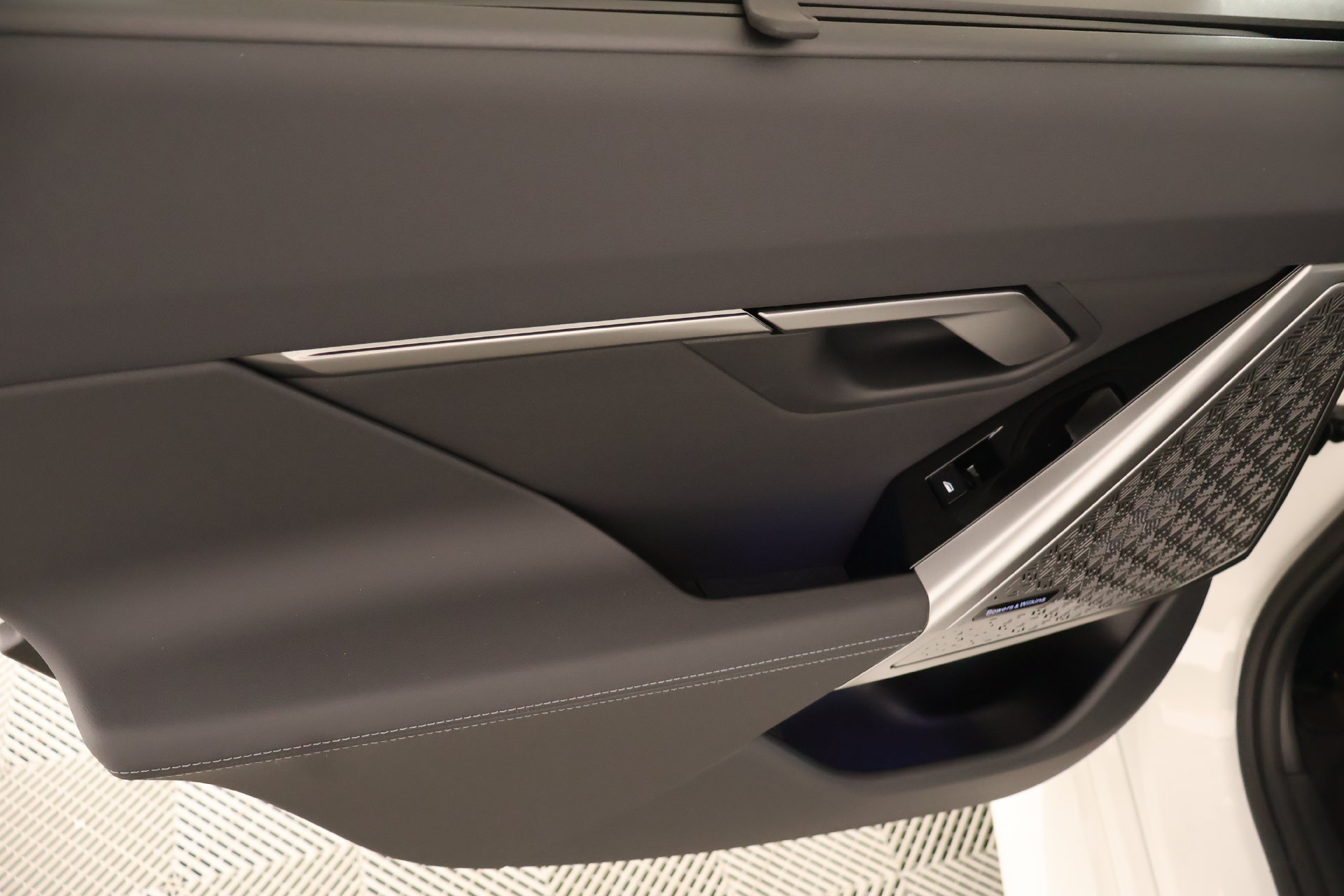 New 2027 BMW M5 Touring AWD/4WD image 17