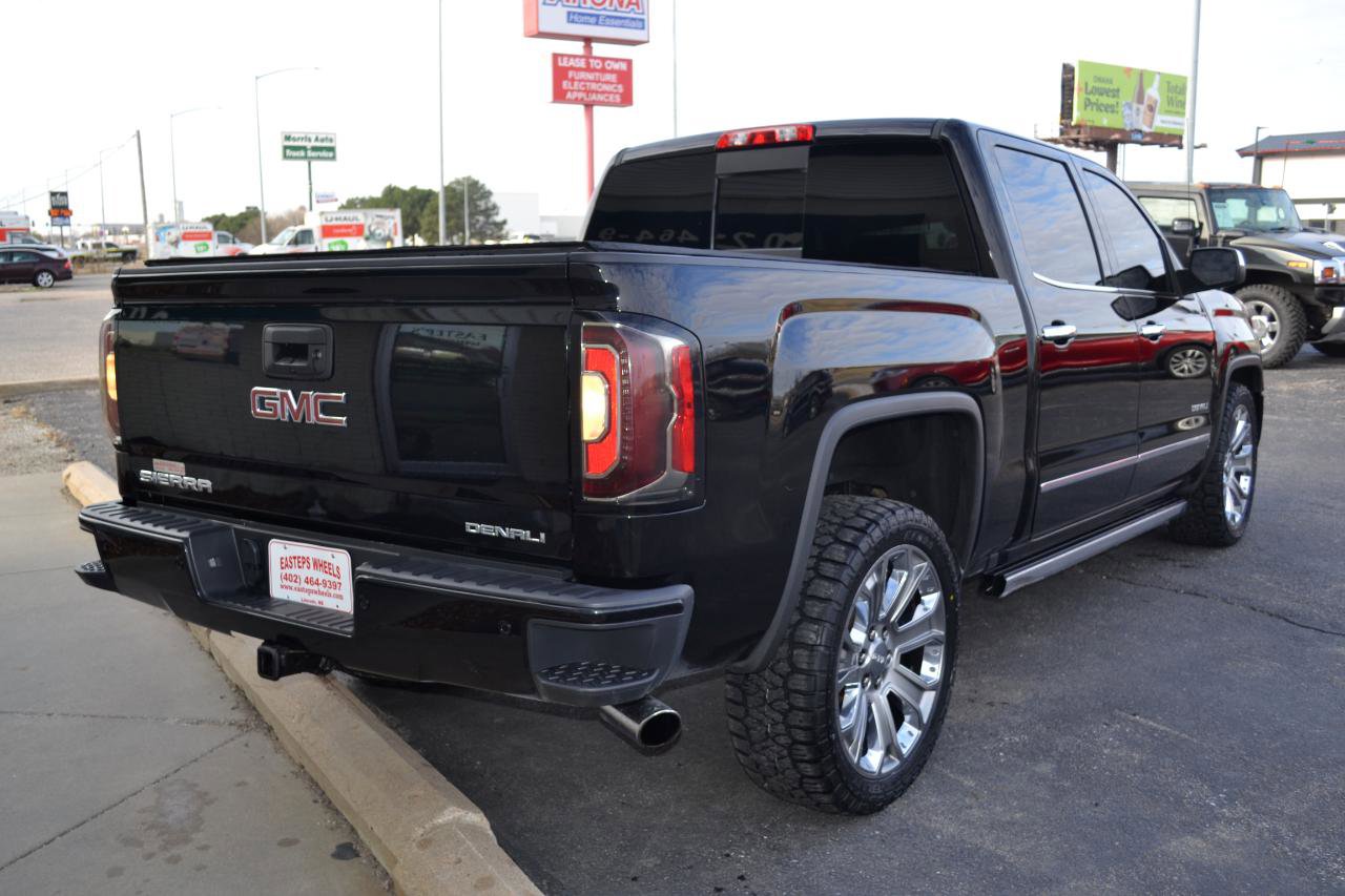 Used 2018 GMC Sierra 1500 Denali w/ Denali Ultimate Package image 9