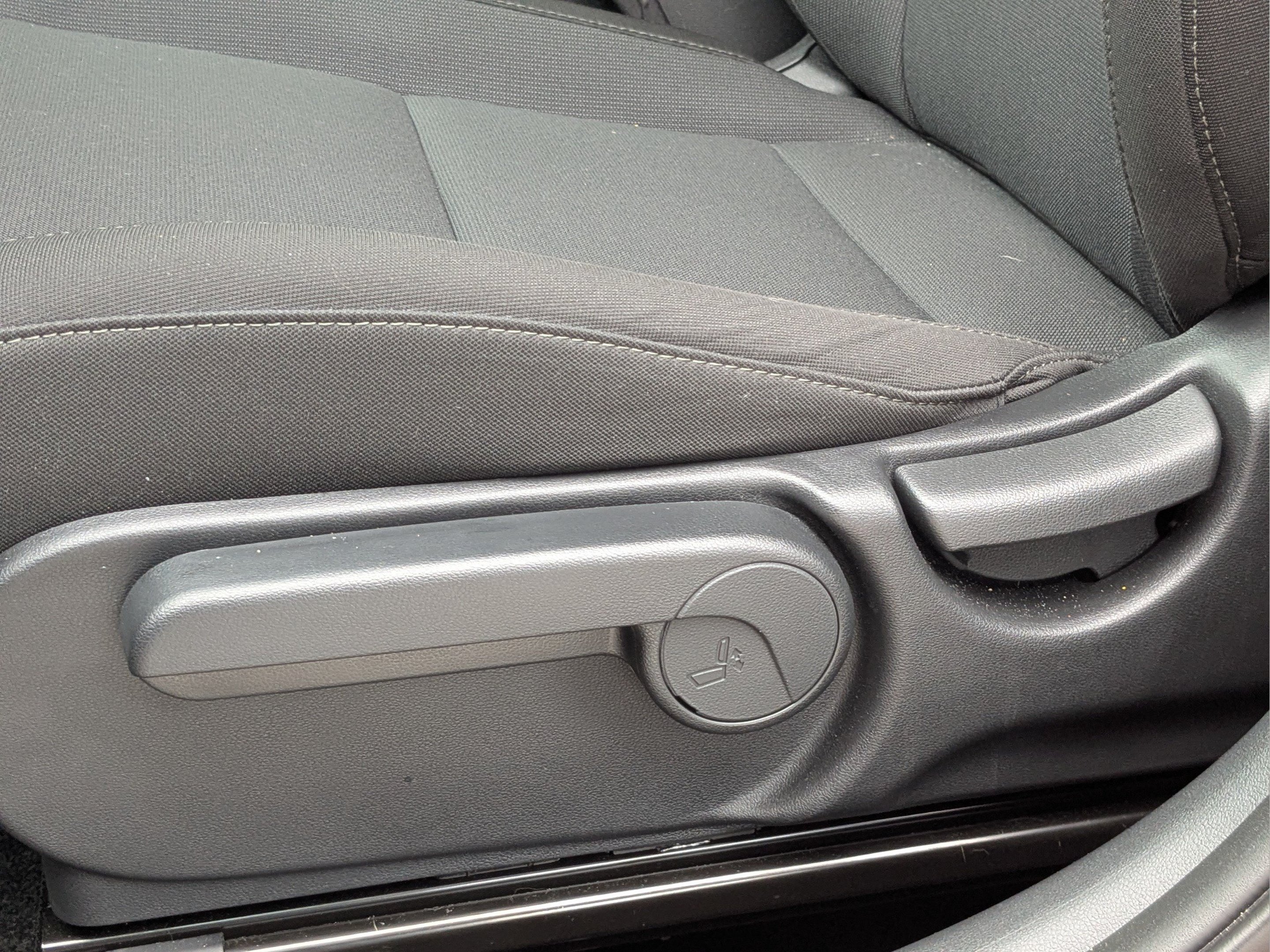 Used 2026 Hyundai Kona SEL Sport FWD image 17