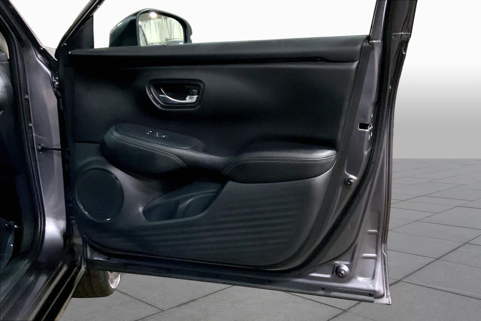 Used 2025 Honda HR-V EX-L image 23