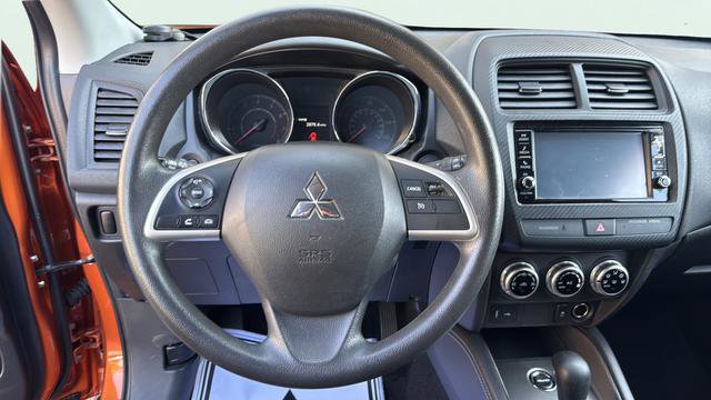 Used 2023 Mitsubishi Outlander Sport AWD image 14