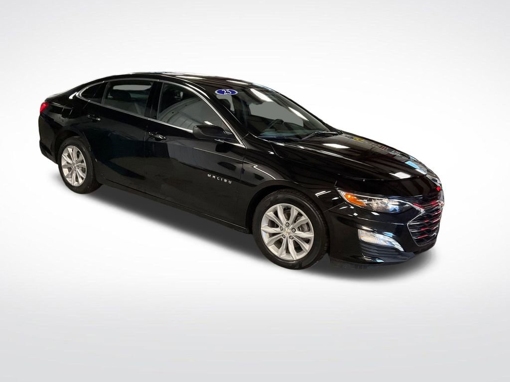 Used 2025 Chevrolet Malibu LT FWD image 8