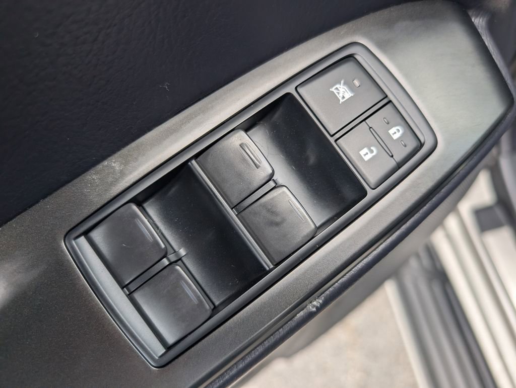 Used 2023 Lexus GX 460 Premium w/ Premium Package image 17